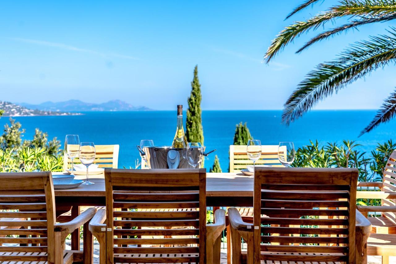 Superbe Villa, Incroyable Vue Mer, Piscine Chauffee, Climatisee Sainte-Maxime Kültér fotó