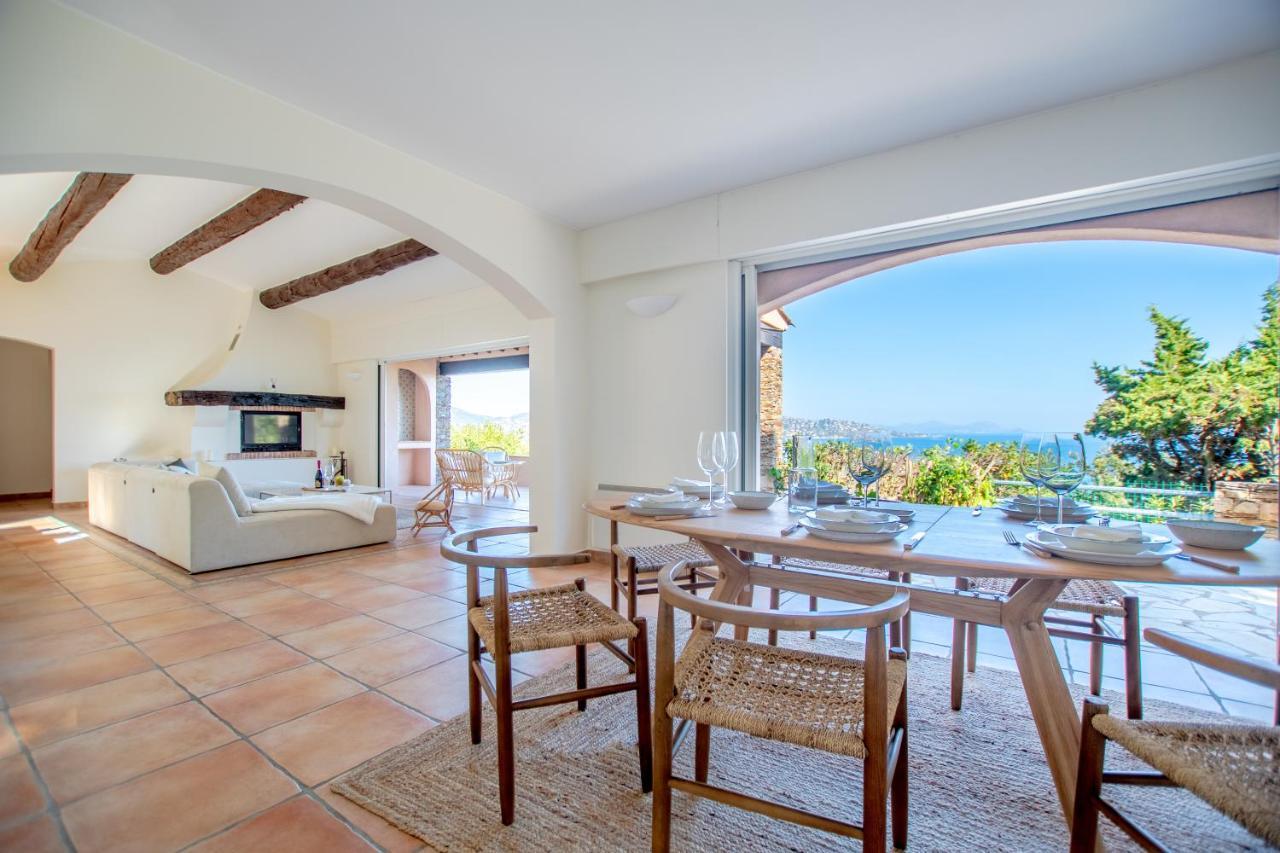 Superbe Villa, Incroyable Vue Mer, Piscine Chauffee, Climatisee Sainte-Maxime Kültér fotó