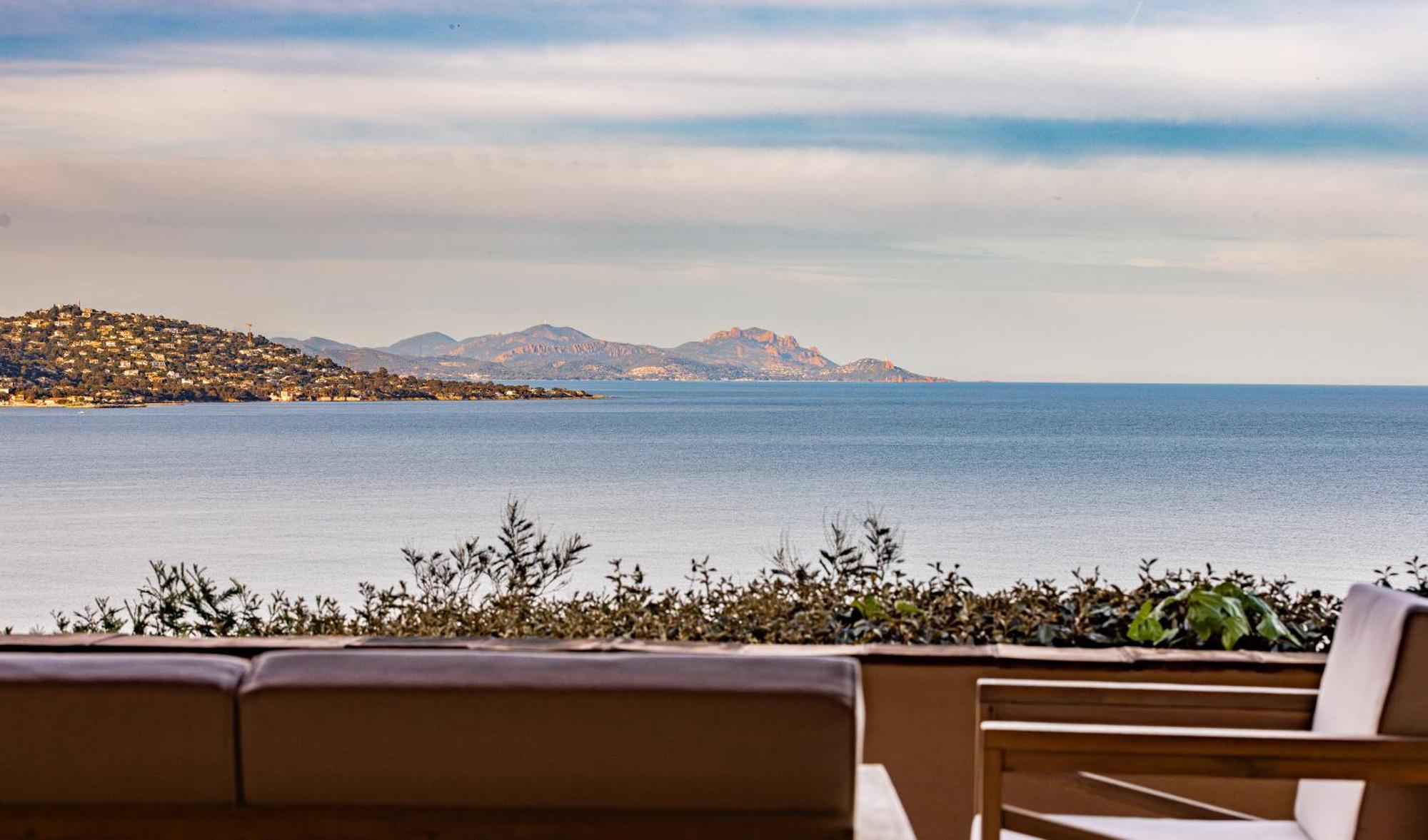 Superbe Villa, Incroyable Vue Mer, Piscine Chauffee, Climatisee Sainte-Maxime Kültér fotó