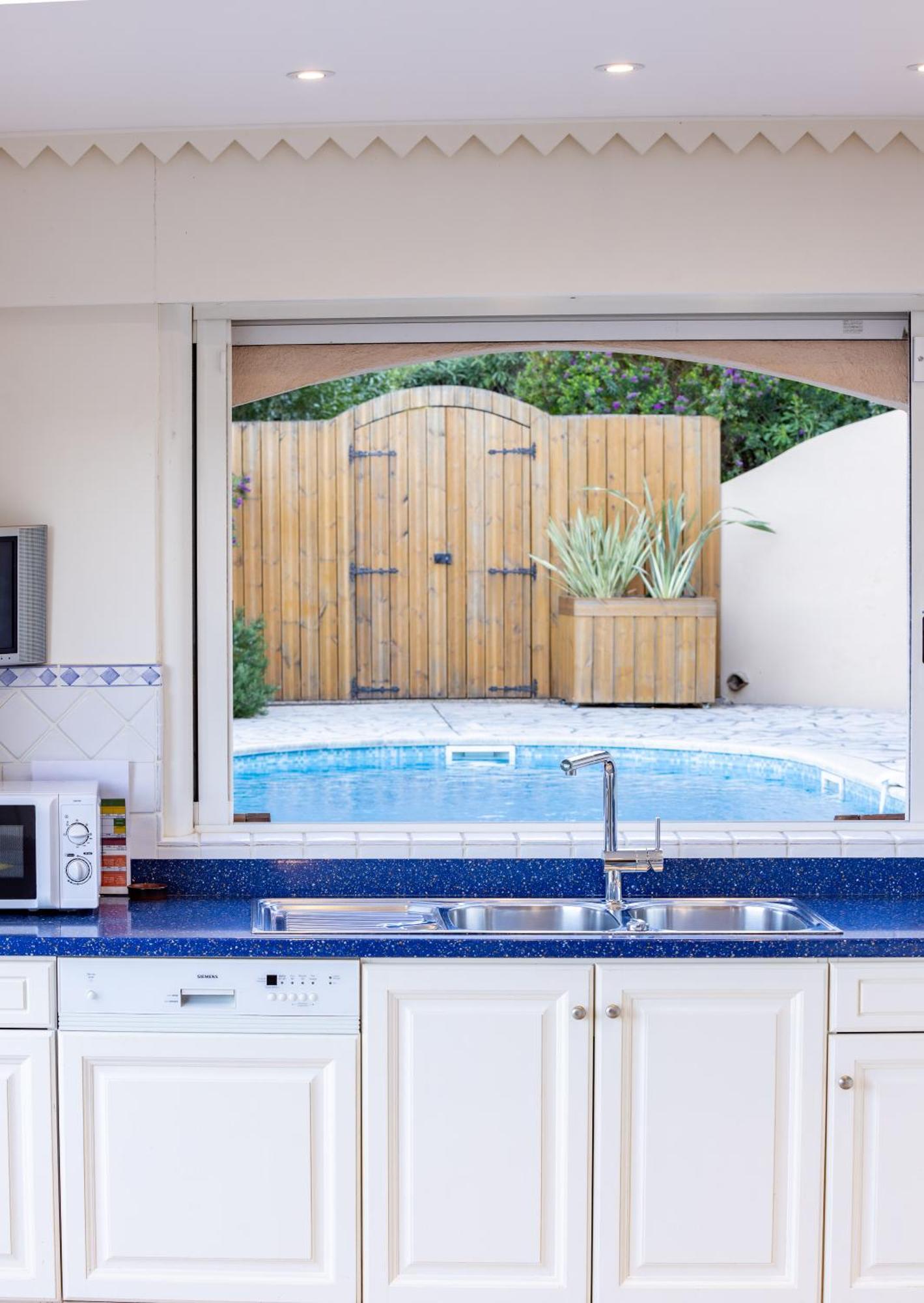 Superbe Villa, Incroyable Vue Mer, Piscine Chauffee, Climatisee Sainte-Maxime Kültér fotó