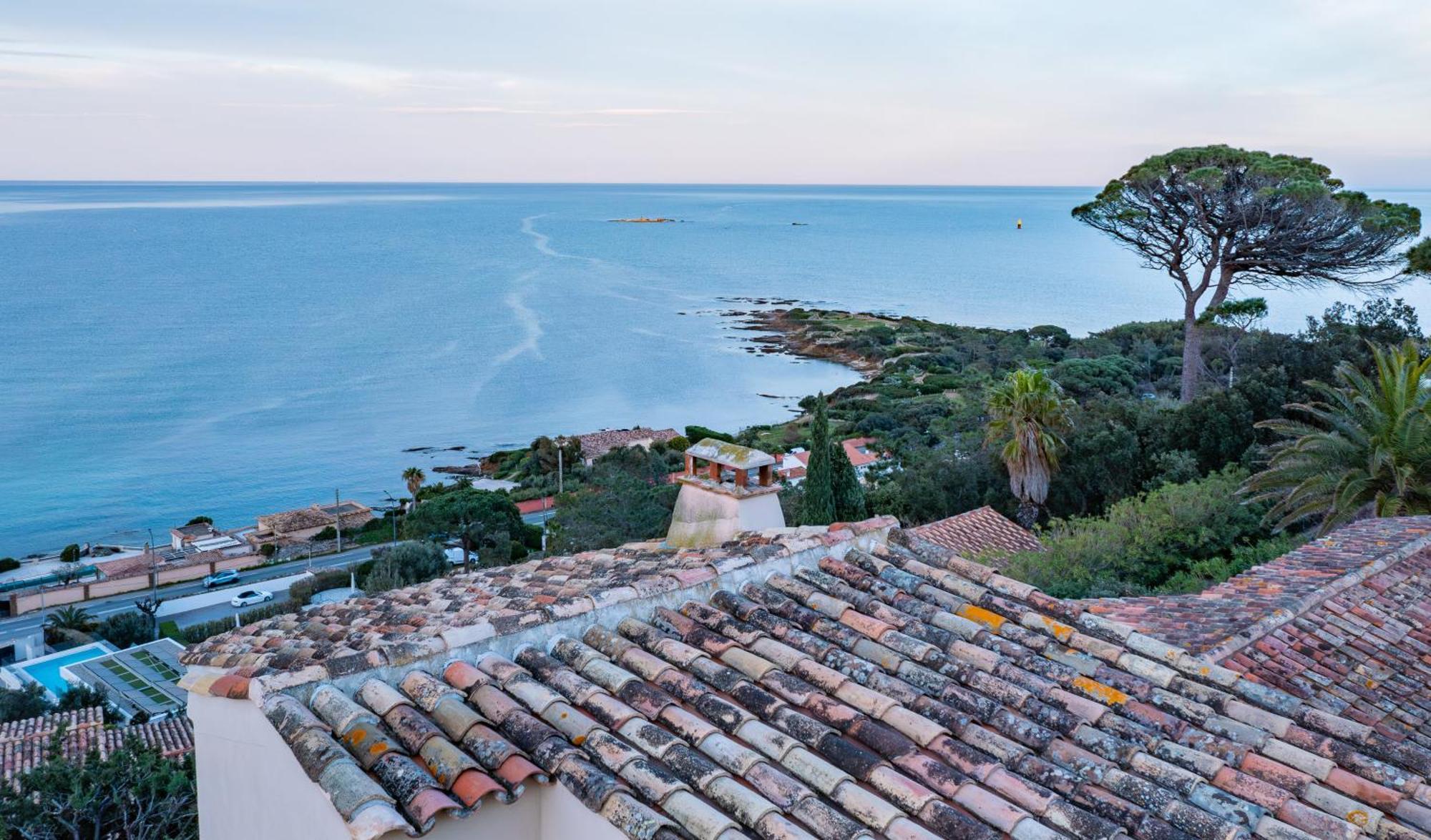 Superbe Villa, Incroyable Vue Mer, Piscine Chauffee, Climatisee Sainte-Maxime Kültér fotó